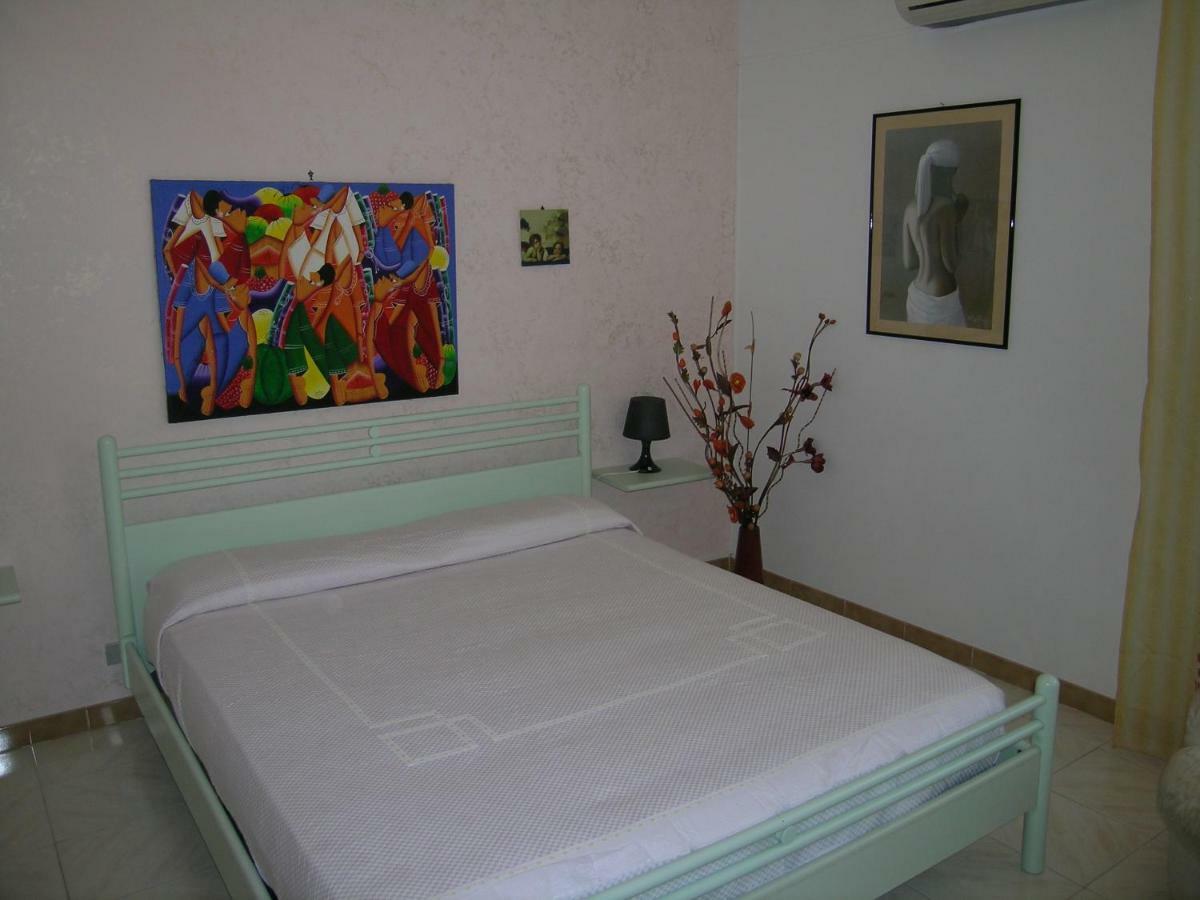 Ferienwohnung Casa Dante Castellammare del Golfo Exterior foto